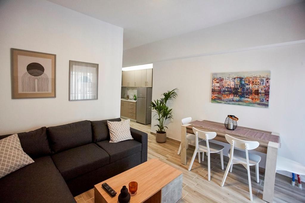 Mg Apartments 亚历山德鲁波利斯 外观 照片